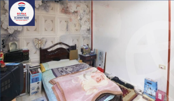 https://aqarmap.com.eg/ar/listing/5446489-for-sale-alexandria-camp-cesar-salah-zouhni-st