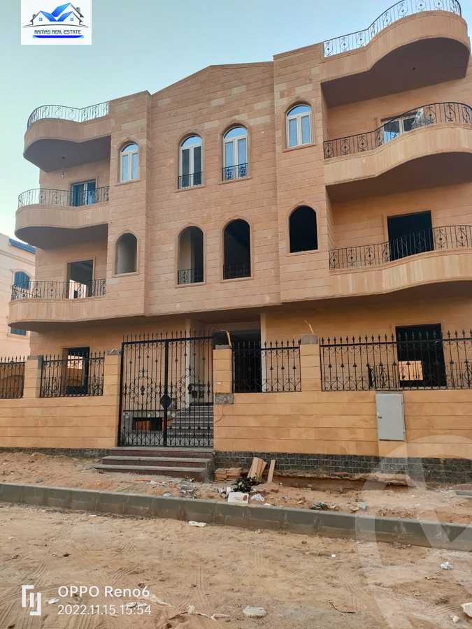 https://aqarmap.com.eg/en/listing/3890595-for-sale-cairo-new-cairo-ltjm-lkhms-el-kornfol
