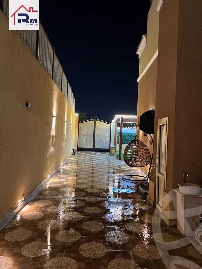 https://aqarmap.com.eg/en/listing/5090379-for-sale-cairo-el-sheikh-zayed-city-compounds-el-khamayel