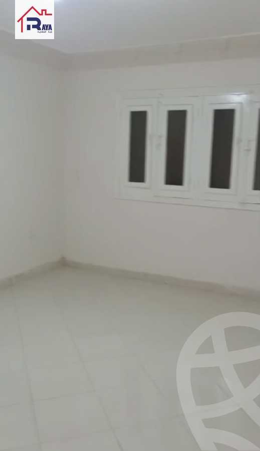 https://aqarmap.com.eg/en/listing/5463151-for-sale-cairo-6th-of-october-el-ahyaa-neighborhood-3rd-al-hay-al-thalith-st