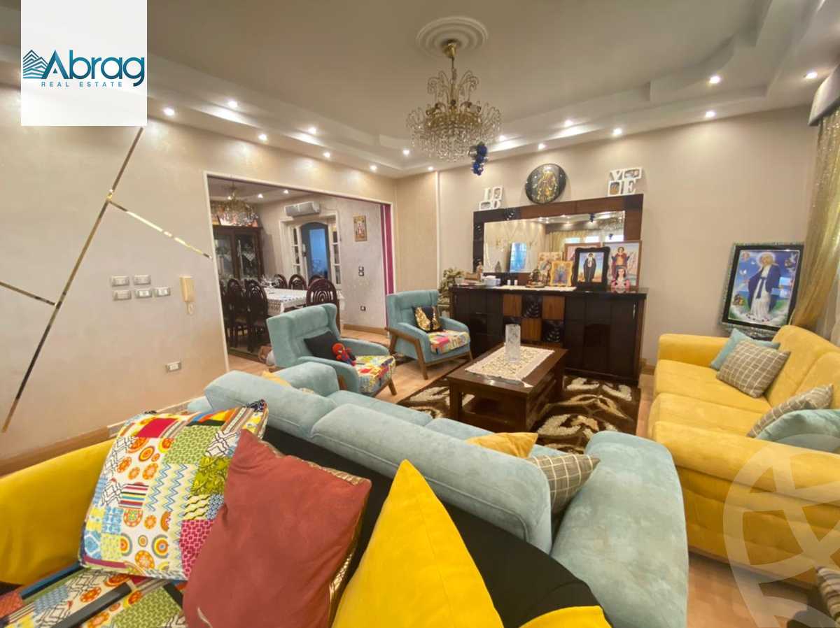 https://aqarmap.com.eg/ar/listing/3795525-for-sale-cairo-el-sheikh-zayed-city-compounds-in-sheikh-zayed-zayed-2000