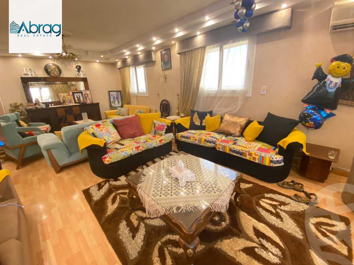 https://aqarmap.com.eg/ar/listing/3795525-for-sale-cairo-el-sheikh-zayed-city-compounds-in-sheikh-zayed-zayed-2000