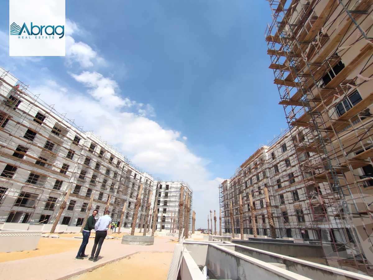 https://aqarmap.com.eg/ar/listing/3867244-for-sale-cairo-el-sheikh-zayed-city-compounds-kmbwnd-fyldj-wyst-dr-llttwyr