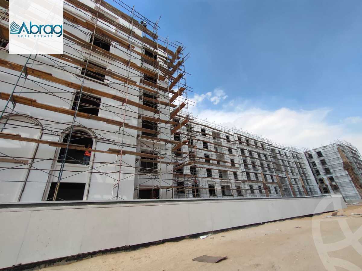 https://aqarmap.com.eg/ar/listing/3867244-for-sale-cairo-el-sheikh-zayed-city-compounds-kmbwnd-fyldj-wyst-dr-llttwyr