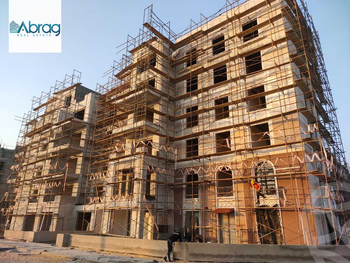 https://aqarmap.com.eg/ar/listing/3867244-for-sale-cairo-el-sheikh-zayed-city-compounds-kmbwnd-fyldj-wyst-dr-llttwyr