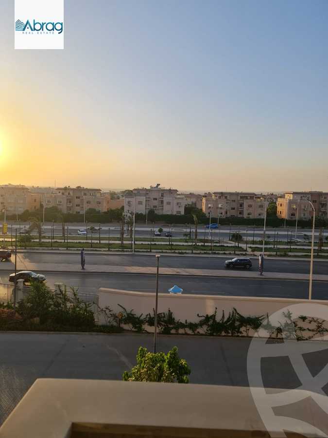 https://aqarmap.com.eg/en/listing/4202260-for-sale-cairo-el-sheikh-zayed-city-mntq-fr-y-bmdyn-lshykh-zyd