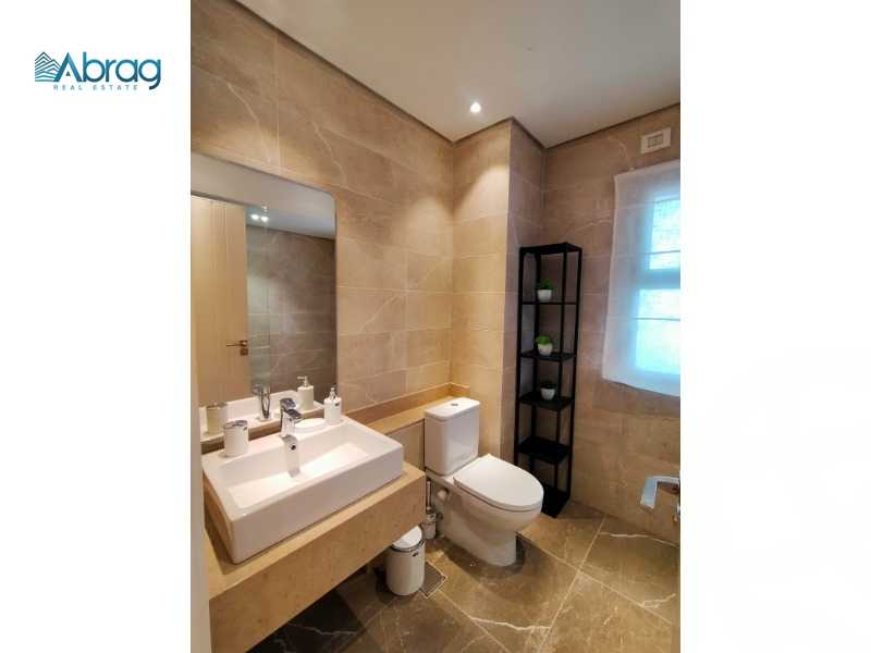 https://aqarmap.com.eg/ar/listing/4772158-for-sale-cairo-el-sheikh-zayed-city-compounds-kmbwnd-fyldj-wyst-dr-llttwyr