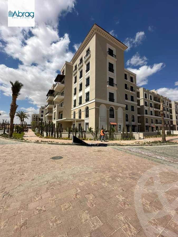 https://aqarmap.com.eg/ar/listing/4937309-for-sale-cairo-el-sheikh-zayed-city-compounds-kmbwnd-fyldj-wyst-dr-llttwyr