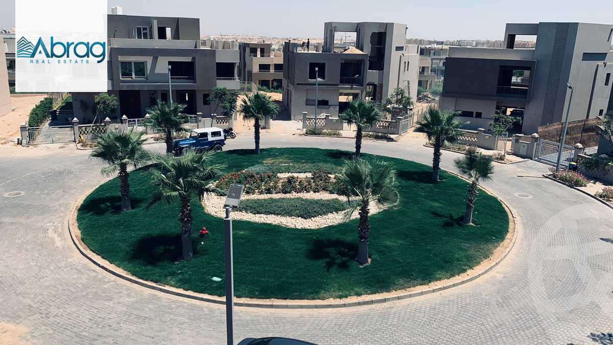 https://aqarmap.com.eg/ar/listing/3823592-for-sale-cairo-el-sheikh-zayed-city-compounds-in-sheikh-zayed-palm-hills-october-golf-extension