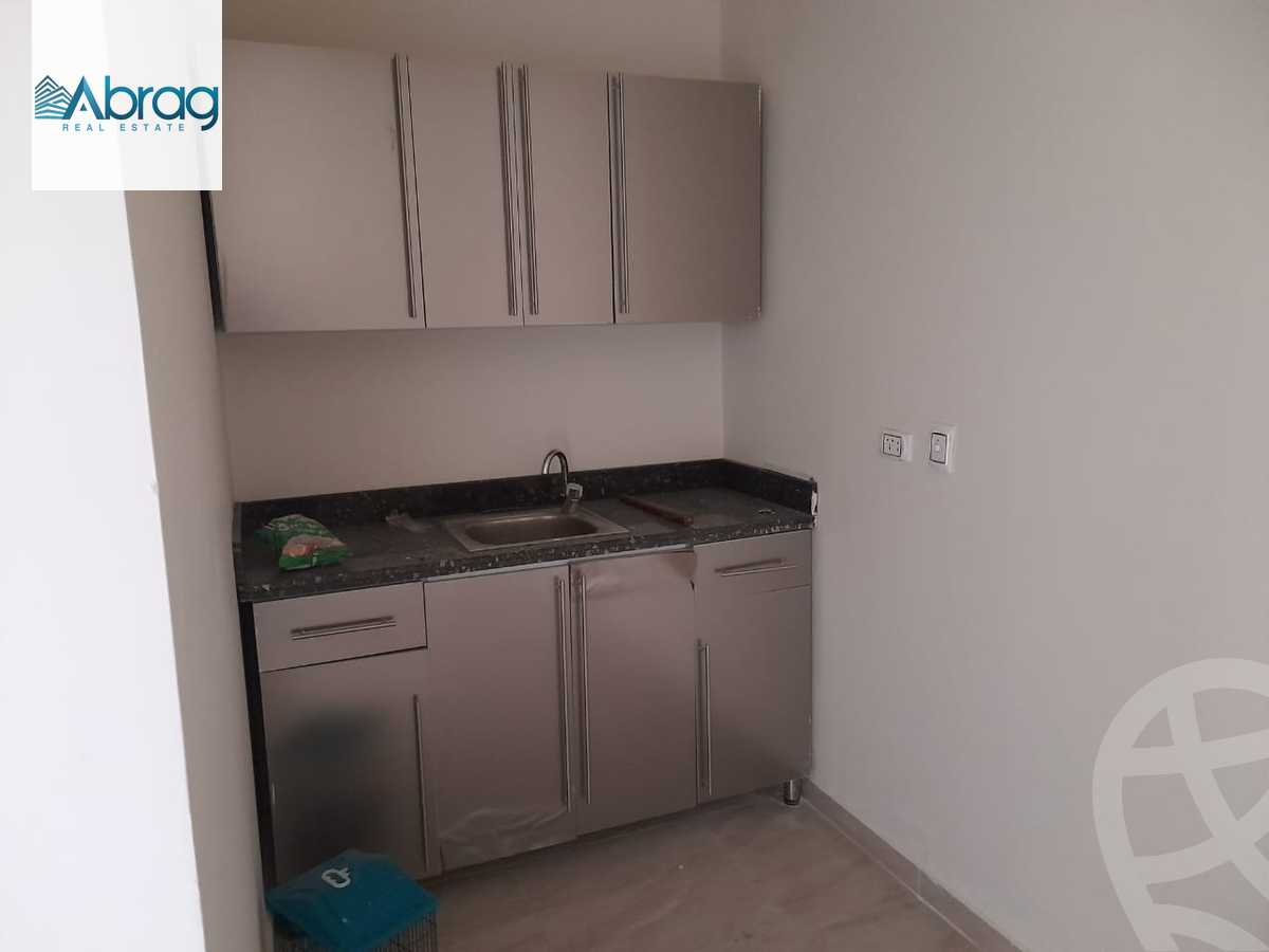 https://aqarmap.com.eg/ar/listing/3851287-for-sale-cairo-el-sheikh-zayed-city-compounds-in-sheikh-zayed-beverly-hills