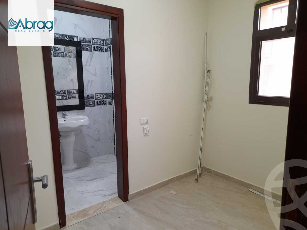https://aqarmap.com.eg/ar/listing/3851287-for-sale-cairo-el-sheikh-zayed-city-compounds-in-sheikh-zayed-beverly-hills