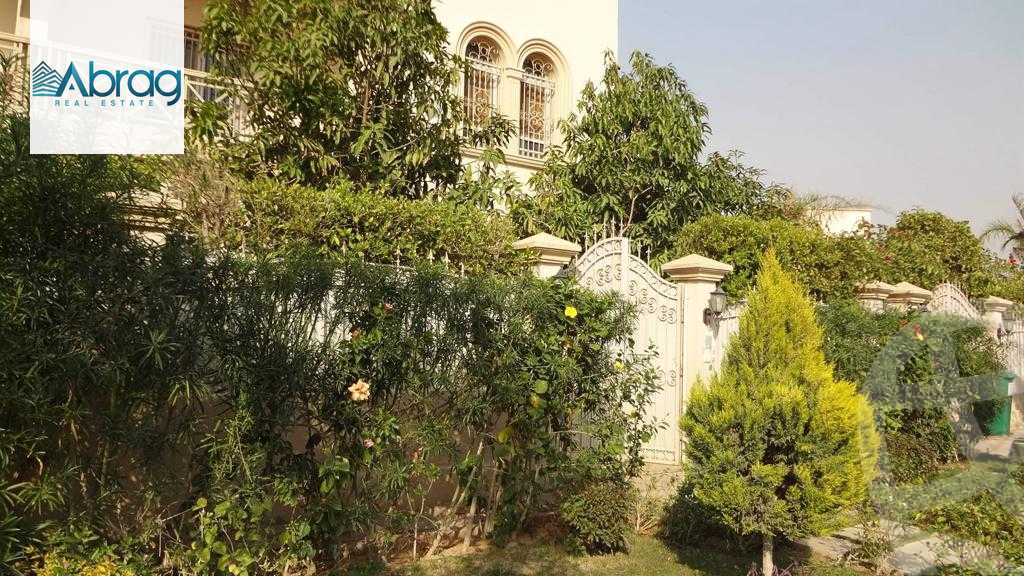 https://aqarmap.com.eg/en/listing/4046248-for-sale-cairo-el-sheikh-zayed-city-compounds-greens