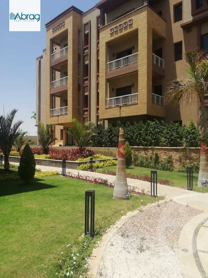 https://aqarmap.com.eg/en/listing/4072078-for-sale-cairo-6th-of-october-compound-green-5