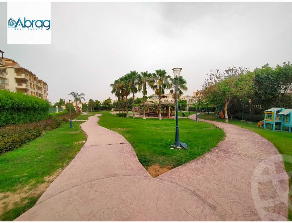 https://aqarmap.com.eg/en/listing/4139674-for-sale-cairo-el-sheikh-zayed-city-compounds-greens