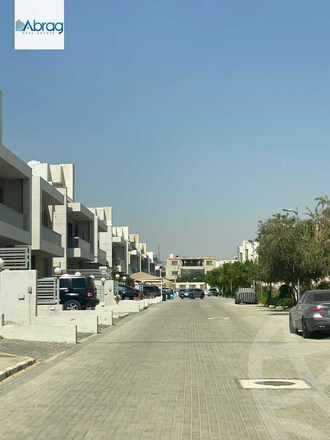 https://aqarmap.com.eg/en/listing/4144875-for-sale-cairo-6th-of-october-compounds-cleopatra-square