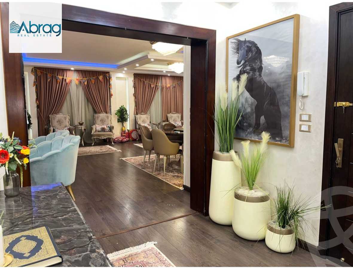 https://aqarmap.com.eg/en/listing/4230524-for-sale-cairo-el-sheikh-zayed-city-compounds-greens