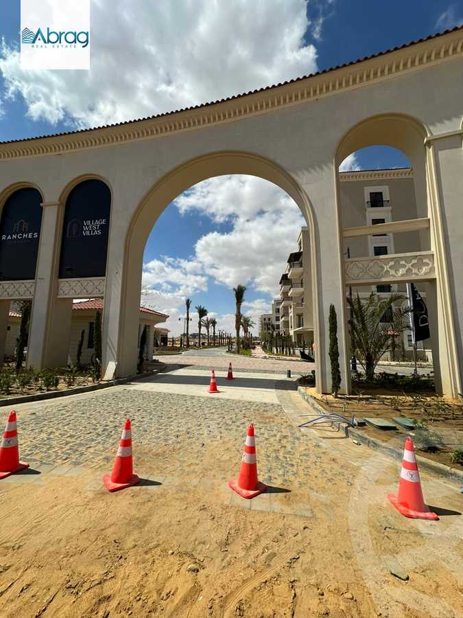 https://aqarmap.com.eg/ar/listing/4750513-for-sale-cairo-el-sheikh-zayed-city-compounds-kmbwnd-fyldj-wyst-dr-llttwyr