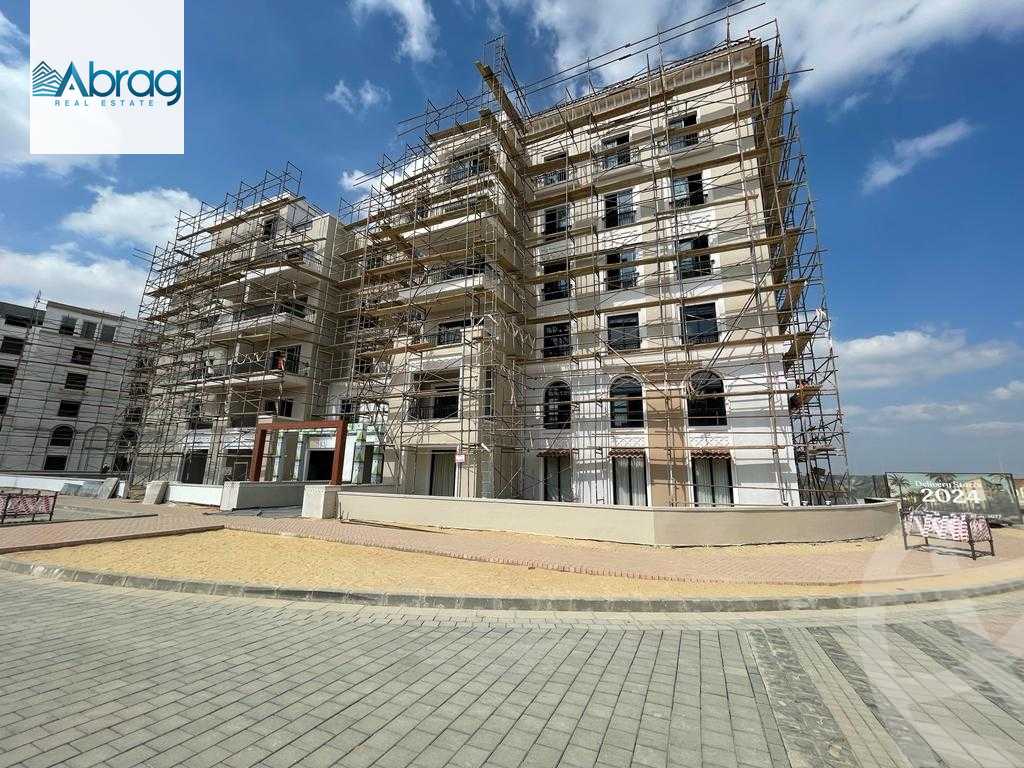 https://aqarmap.com.eg/ar/listing/4773362-for-sale-cairo-el-sheikh-zayed-city-compounds-kmbwnd-fyldj-wyst-dr-llttwyr