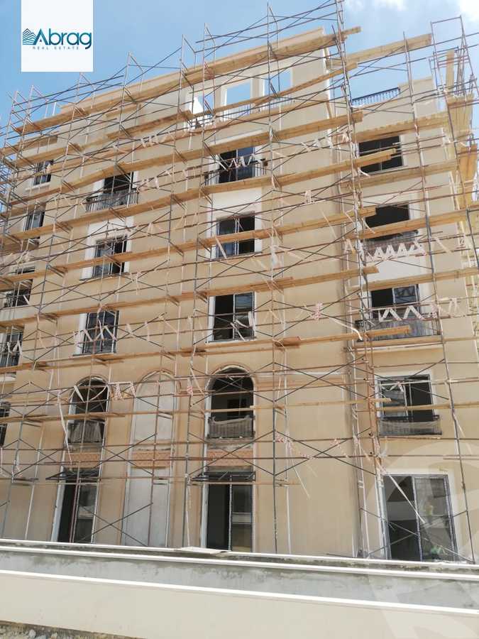 https://aqarmap.com.eg/ar/listing/4773362-for-sale-cairo-el-sheikh-zayed-city-compounds-kmbwnd-fyldj-wyst-dr-llttwyr