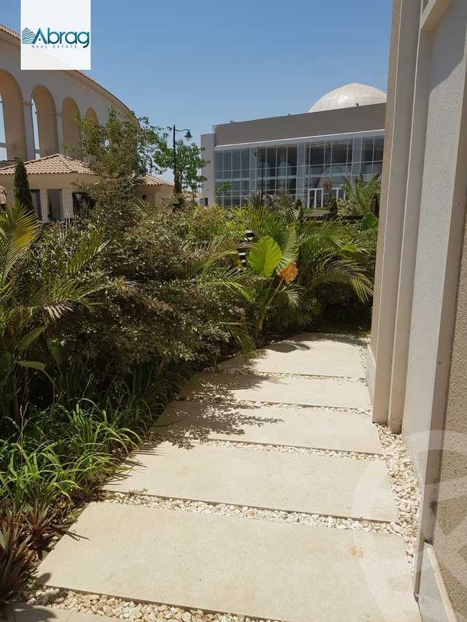 https://aqarmap.com.eg/en/listing/5283453-for-sale-cairo-el-sheikh-zayed-city-compounds-kmbwnd-fyldj-wyst-dr-llttwyr