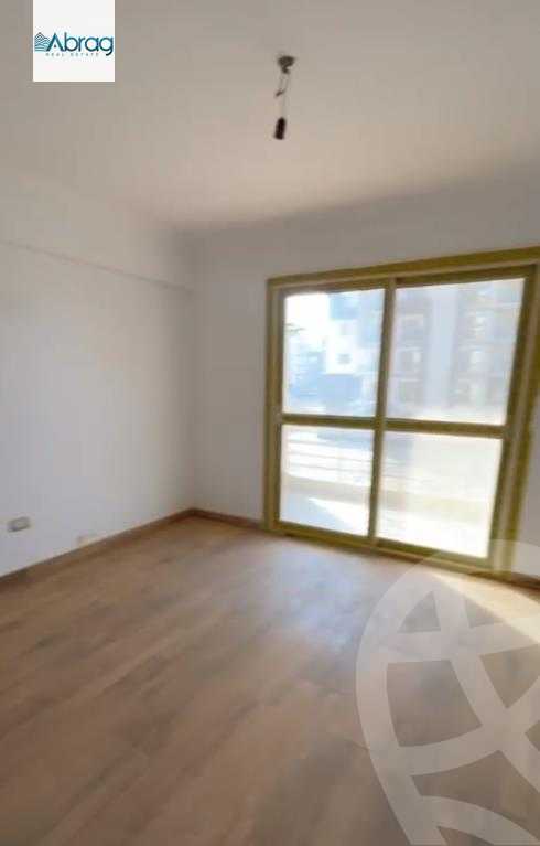 https://aqarmap.com.eg/en/listing/5340472-for-sale-cairo-el-sheikh-zayed-city-lshykh-zyd-ljdyd-west-view-residence-hdp