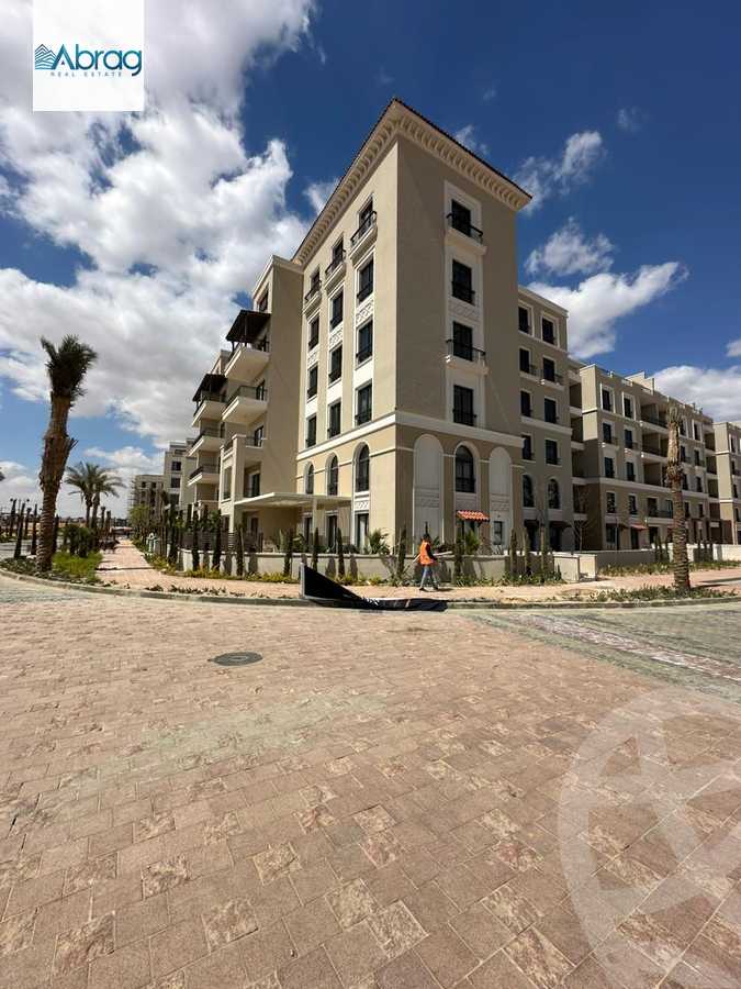 https://aqarmap.com.eg/en/listing/5389925-for-sale-cairo-el-sheikh-zayed-city-compounds-kmbwnd-fyldj-wyst-dr-llttwyr