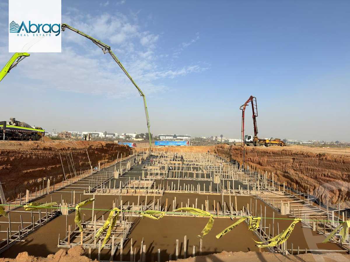 https://aqarmap.com.eg/en/listing/5455812-for-sale-cairo-el-sheikh-zayed-city-compounds-rovan-city-epd
