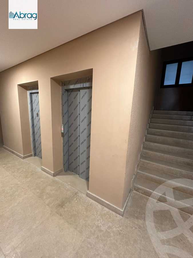 https://aqarmap.com.eg/en/listing/5513251-for-sale-cairo-el-sheikh-zayed-city-compounds-kmbwnd-fyldj-wyst-dr-llttwyr