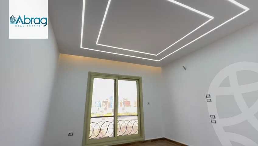https://aqarmap.com.eg/en/listing/5513338-for-sale-cairo-el-sheikh-zayed-city-compounds-el-khamayel