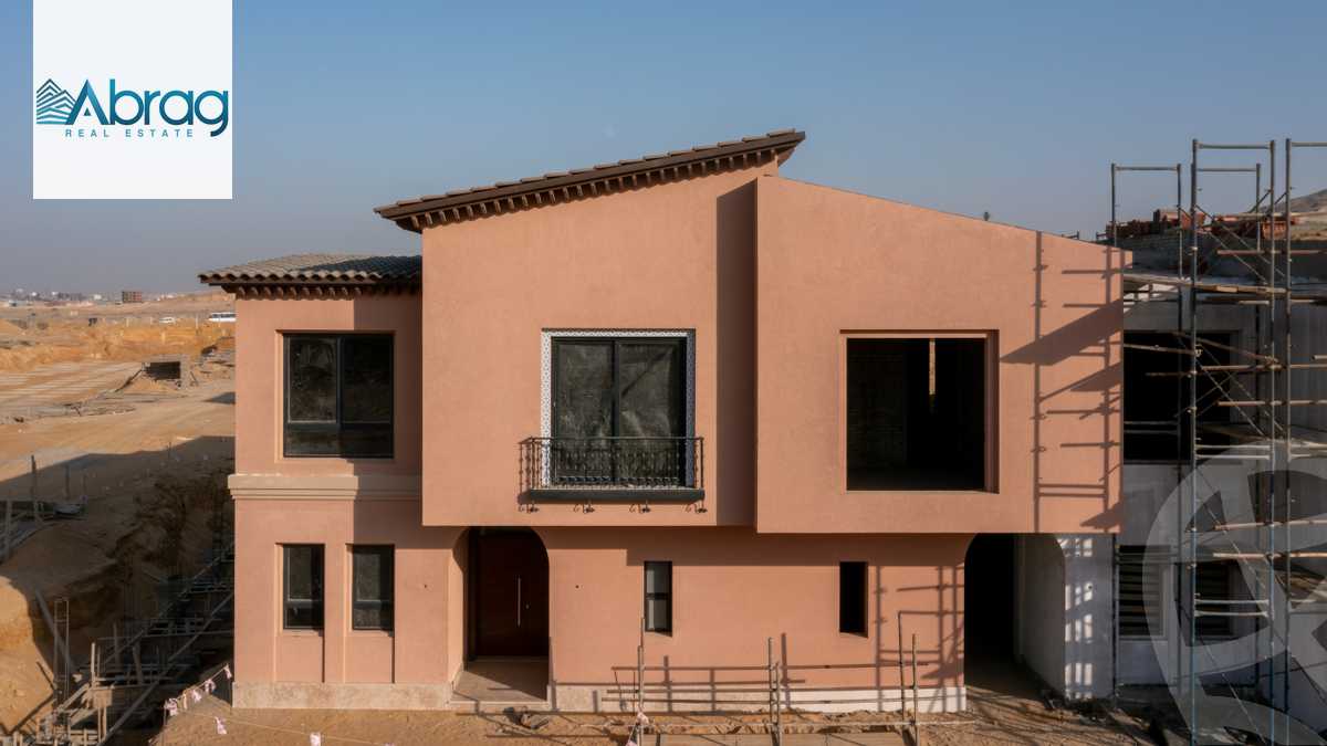 https://aqarmap.com.eg/en/listing/5543827-for-sale-cairo-el-sheikh-zayed-city-compounds-kmbwnd-fyldj-wyst-dr-llttwyr