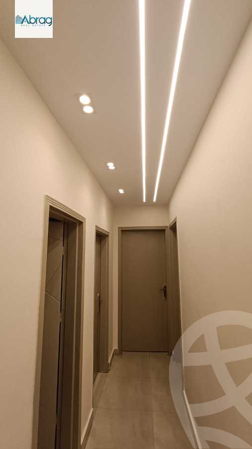 https://aqarmap.com.eg/en/listing/5633756-for-sale-cairo-el-sheikh-zayed-city-compounds-el-khamayel
