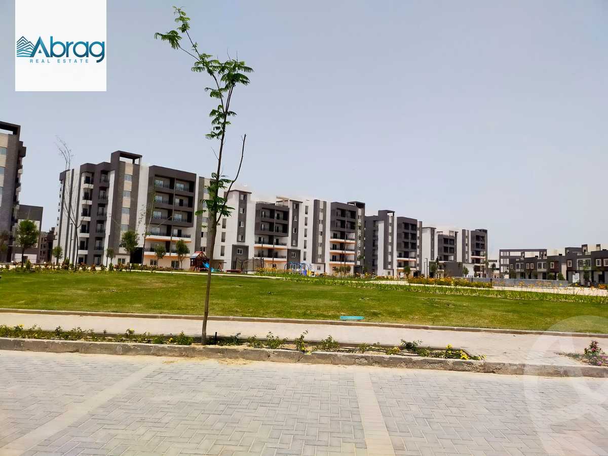 https://aqarmap.com.eg/ar/listing/5759506-for-sale-cairo-6th-of-october-hadaeq-october-kmbwnd-fy-hdyq-ktwbr-rock-eden-compound-el-batal-group