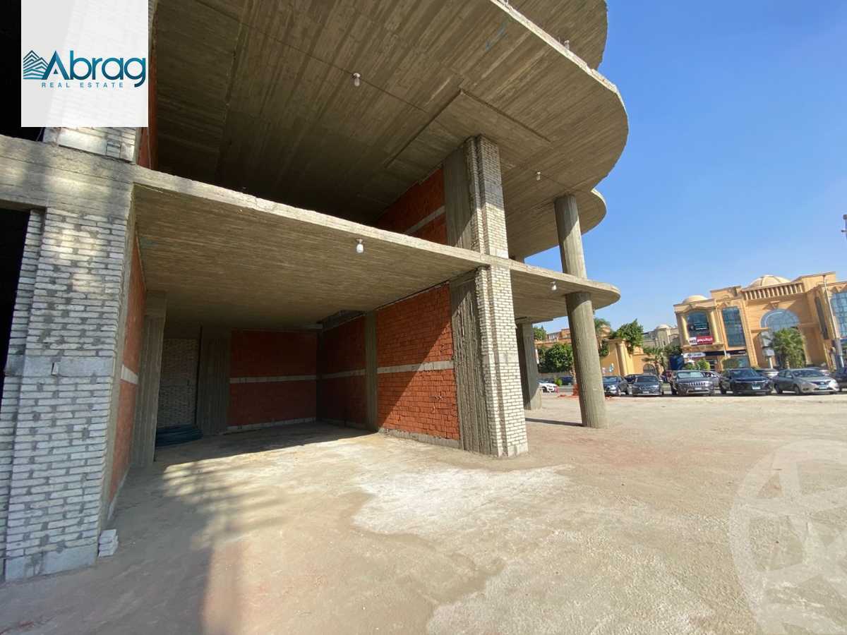 https://aqarmap.com.eg/en/listing/5789192-for-sale-cairo-el-sheikh-zayed-city-compounds-101-mall