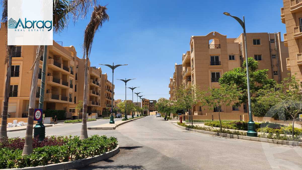https://aqarmap.com.eg/en/listing/6009393-for-sale-cairo-6th-of-october-compounds-dyr-2