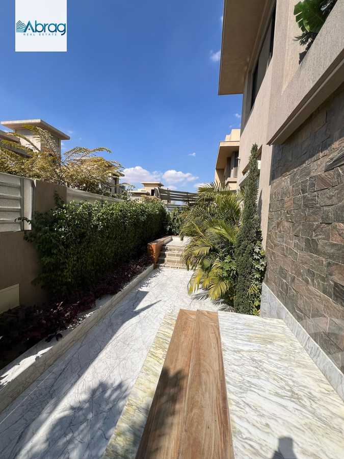 https://aqarmap.com.eg/ar/listing/6039033-for-sale-cairo-el-sheikh-zayed-city-compounds