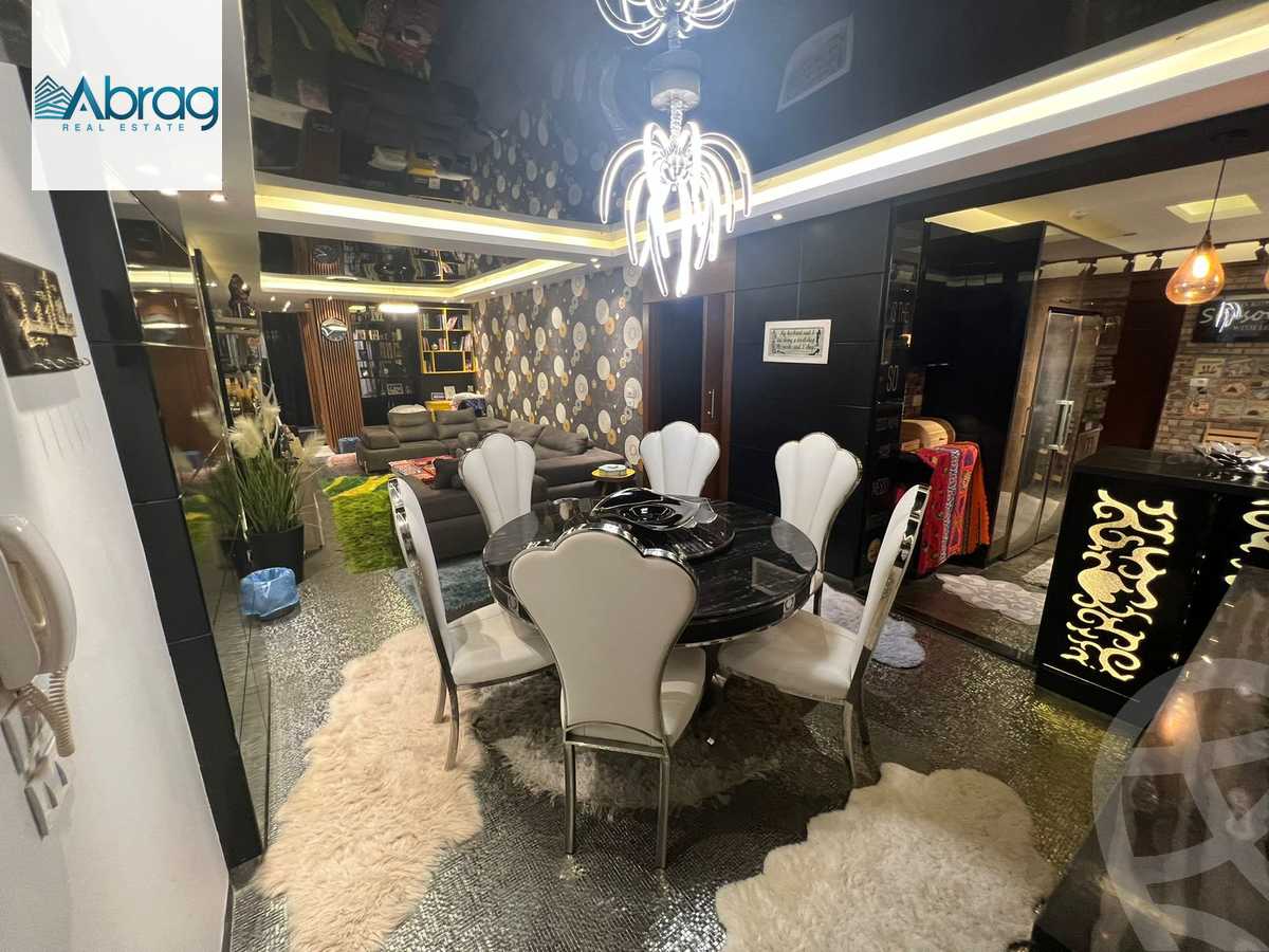 https://aqarmap.com.eg/en/listing/6062111-for-sale-cairo-el-sheikh-zayed-city-compounds-kmbwnd-ljwmn