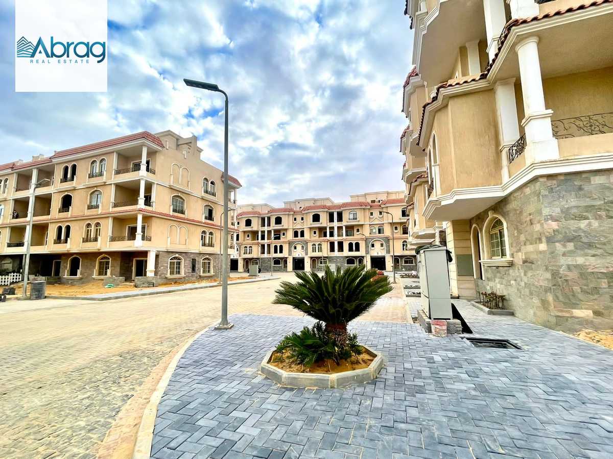 https://aqarmap.com.eg/en/listing/6079550-for-sale-cairo-6th-of-october-compounds-bhy
