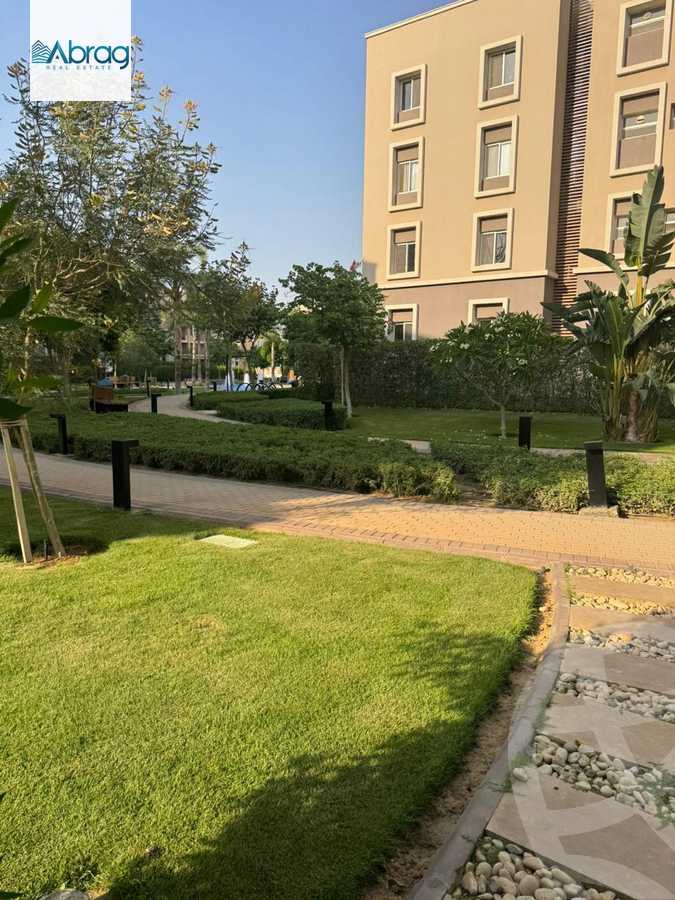 https://aqarmap.com.eg/en/listing/6208633-for-sale-cairo-6th-of-october-compounds-mehwar-plaza-mall-namaa-al-khaleej