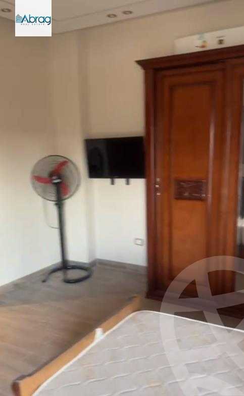 https://aqarmap.com.eg/en/listing/6209157-for-sale-cairo-el-sheikh-zayed-city-compounds-el-khamayel