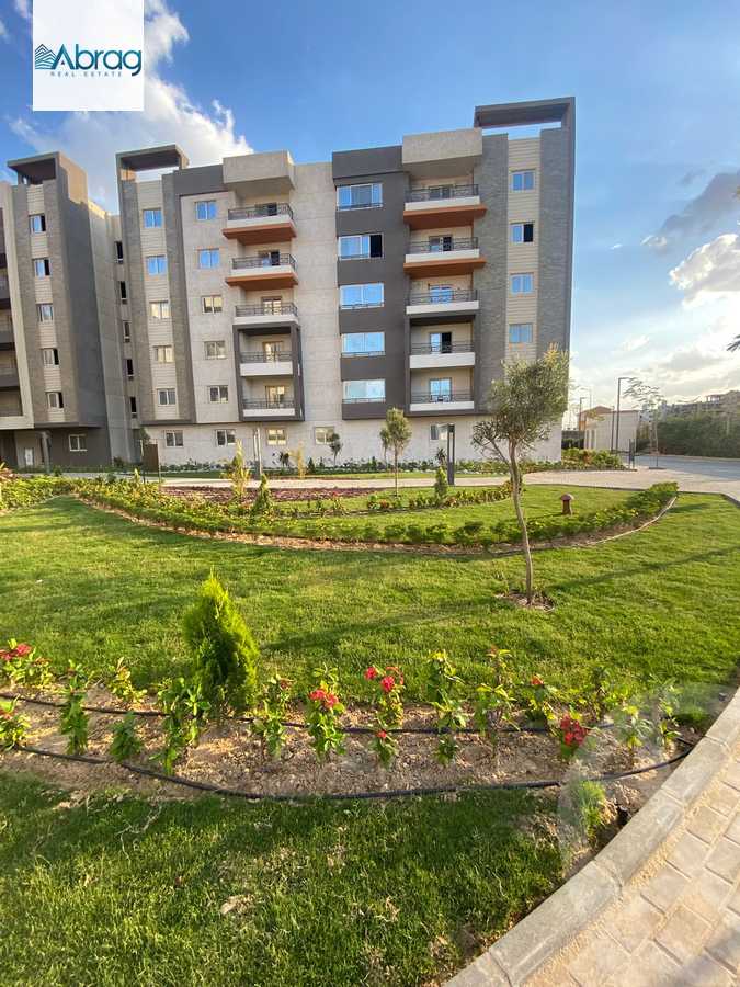 https://aqarmap.com.eg/ar/listing/6295872-for-sale-cairo-6th-of-october-hadaeq-october-kmbwnd-fy-hdyq-ktwbr-rock-eden-compound
