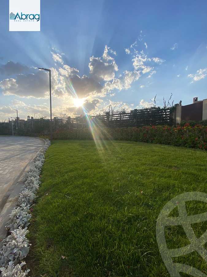 https://aqarmap.com.eg/ar/listing/6303384-for-sale-cairo-6th-of-october-hadaeq-october-kmbwnd-fy-hdyq-ktwbr-rock-eden-compound