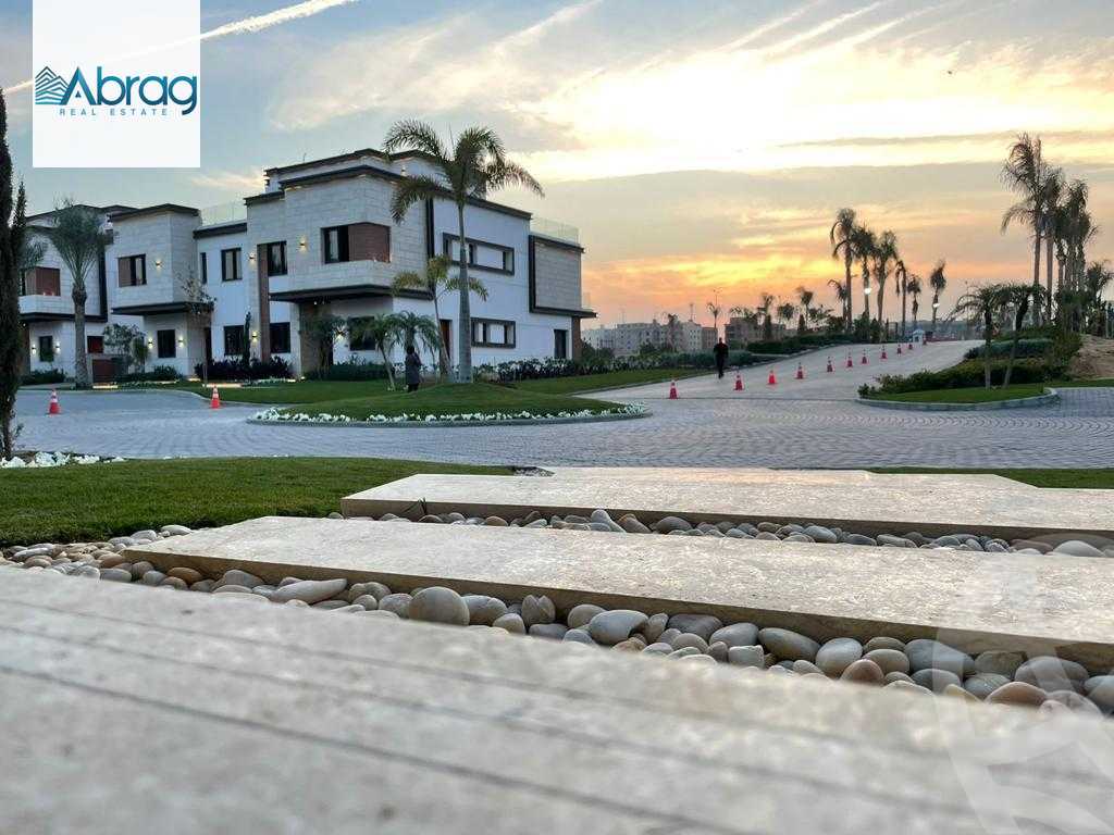 https://aqarmap.com.eg/ar/listing/6309935-for-sale-cairo-new-cairo-compounds-azzar