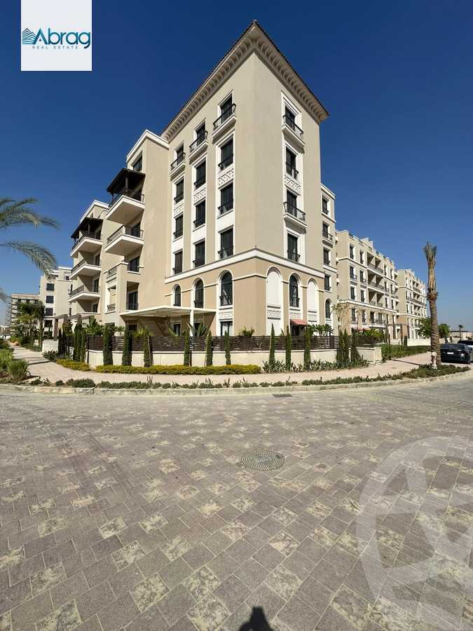 https://aqarmap.com.eg/en/listing/6568908-for-sale-cairo-el-sheikh-zayed-city-compounds-kmbwnd-fyldj-wyst-dr-llttwyr