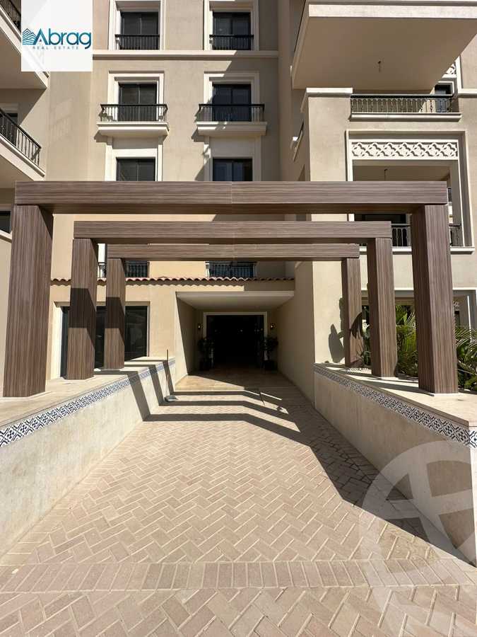 https://aqarmap.com.eg/ar/listing/6625538-for-sale-cairo-el-sheikh-zayed-city-compounds-kmbwnd-fyldj-wyst-dr-llttwyr