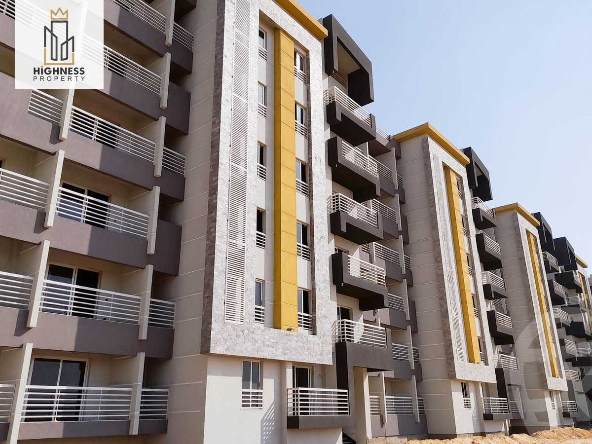 https://aqarmap.com.eg/en/listing/4180509-for-sale-cairo-heliopolis-compound-el-masria-class