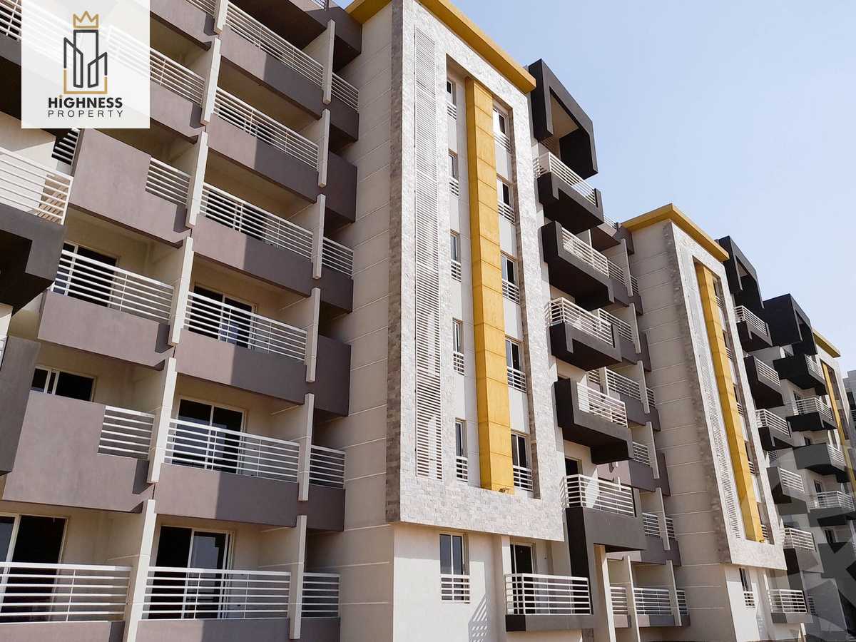 https://aqarmap.com.eg/en/listing/4180509-for-sale-cairo-heliopolis-compound-el-masria-class