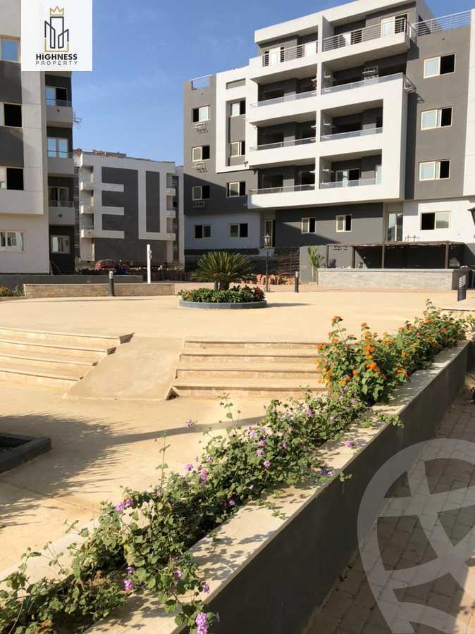 https://aqarmap.com.eg/en/listing/4187630-for-sale-cairo-obour-fifth-neighborhood-ayman-el-mofti-st