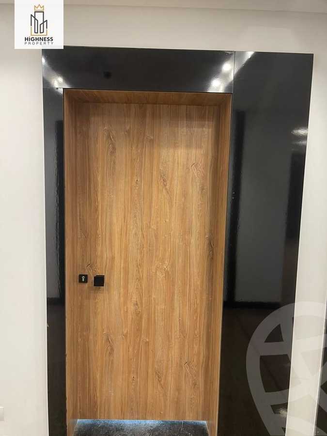 https://aqarmap.com.eg/en/listing/4365246-for-rent-cairo-new-cairo-compounds-jwr-kwmyrshyl-kwmblks-makeplace