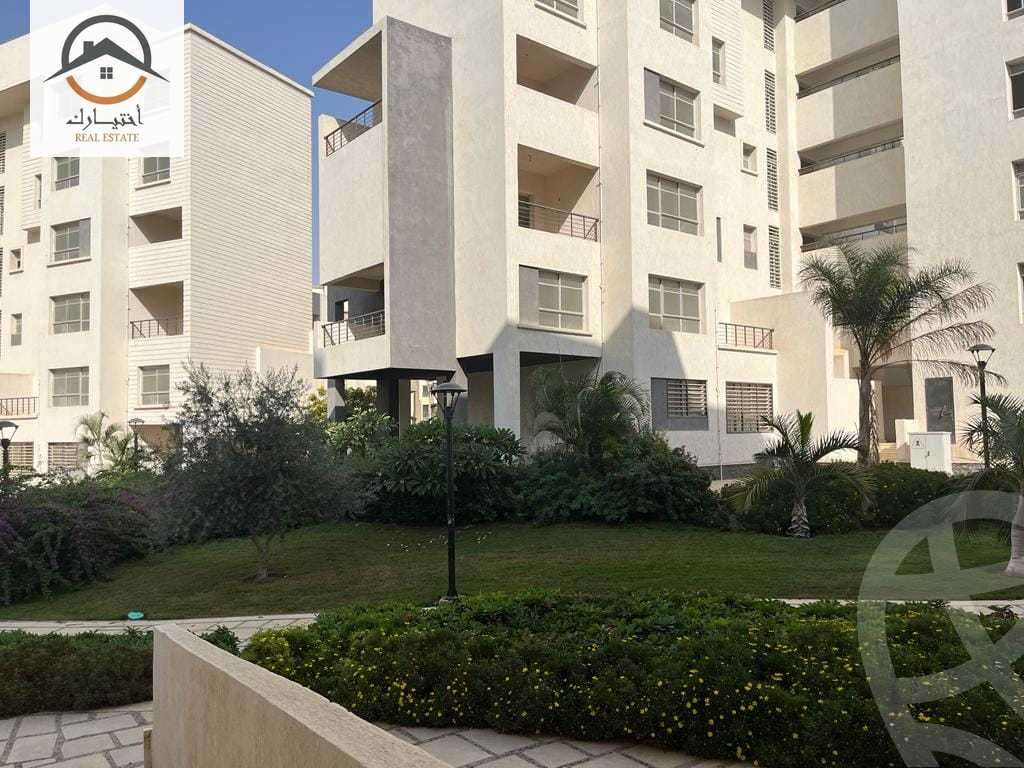 https://aqarmap.com.eg/ar/listing/4345310-for-sale-cairo-mdynty-eighth-zone-buildings-madinaty-b-8