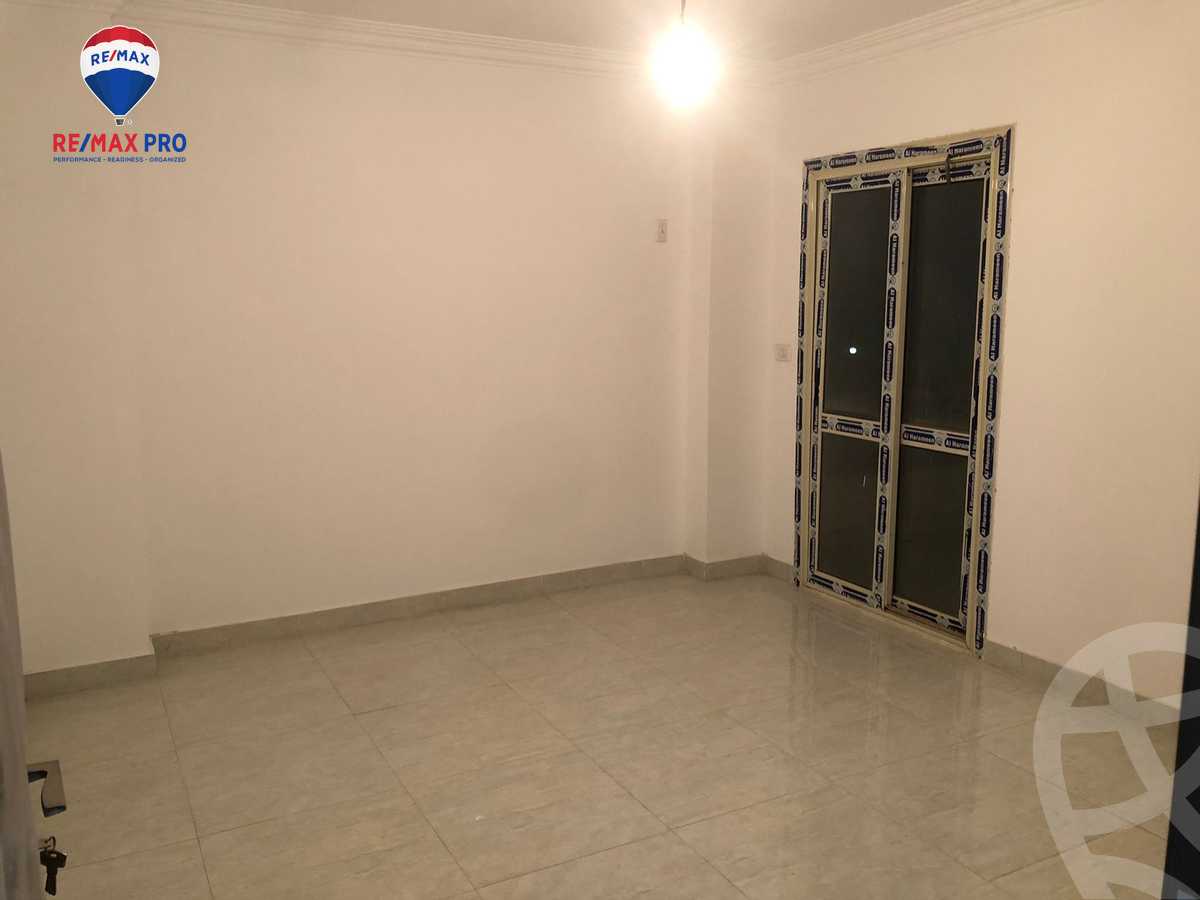 https://aqarmap.com.eg/ar/listing/4187983-for-sale-cairo-6th-of-october-compounds-el-khamayel